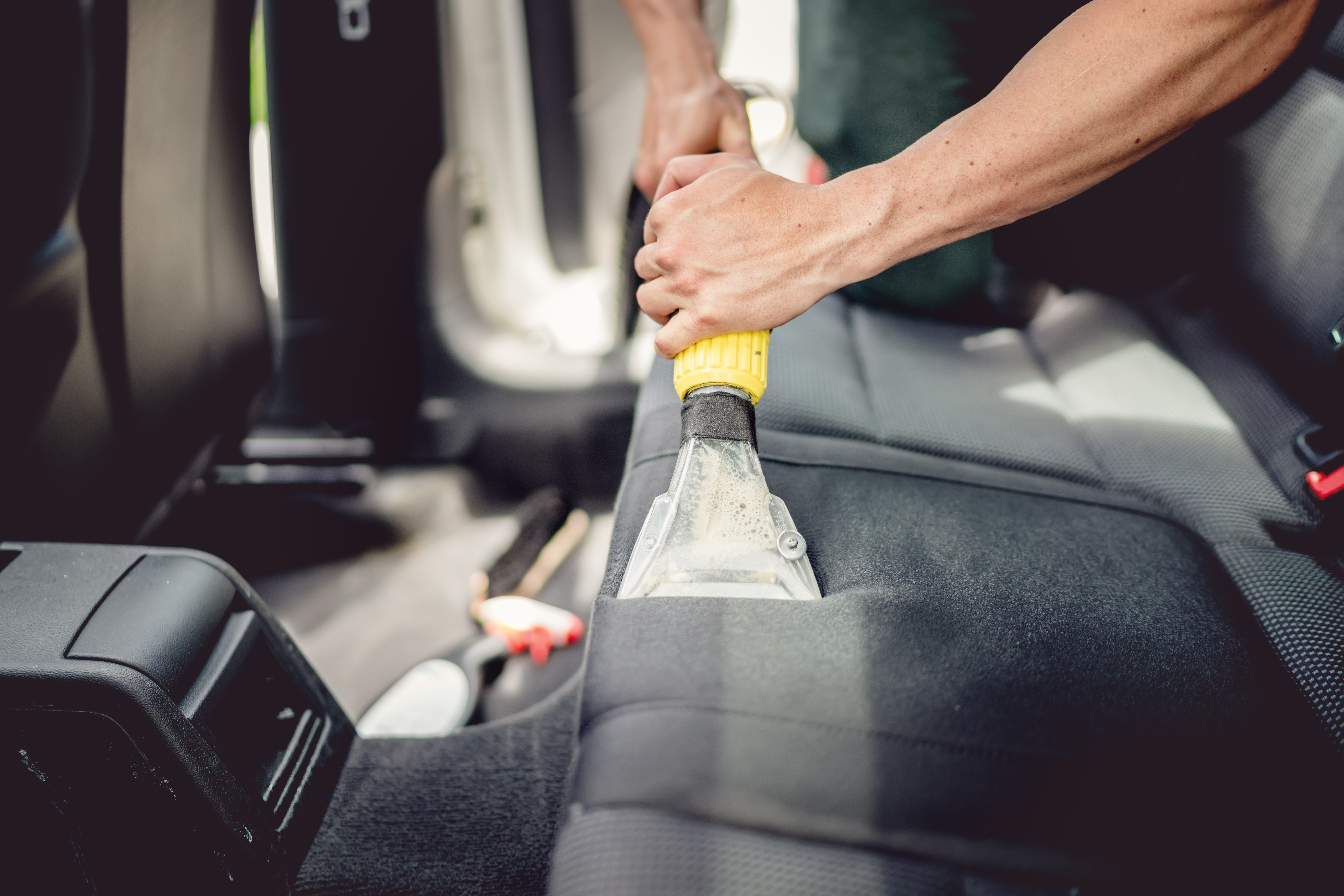 Top 6 Cleaning Tactics For Your Car’s Interior