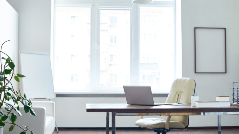 Maintaining a Clean and Tidy Workspace: Office Cleaning Tips